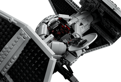 Ultimate Collector Fighter Spaceship - 75382