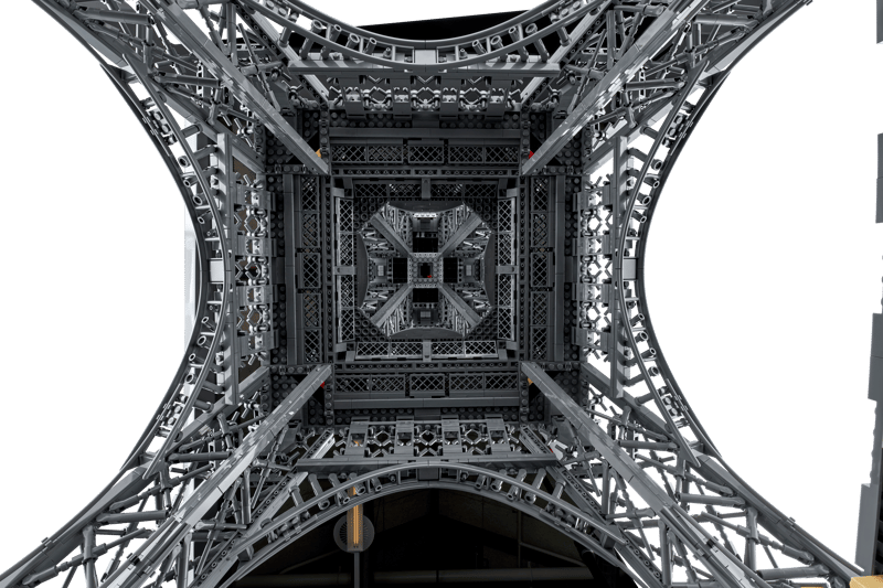 Paris Eiffel Tower Landmark - 10307