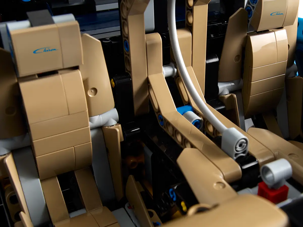 Technic Bugatti Chiron 42083 Supercar Kit