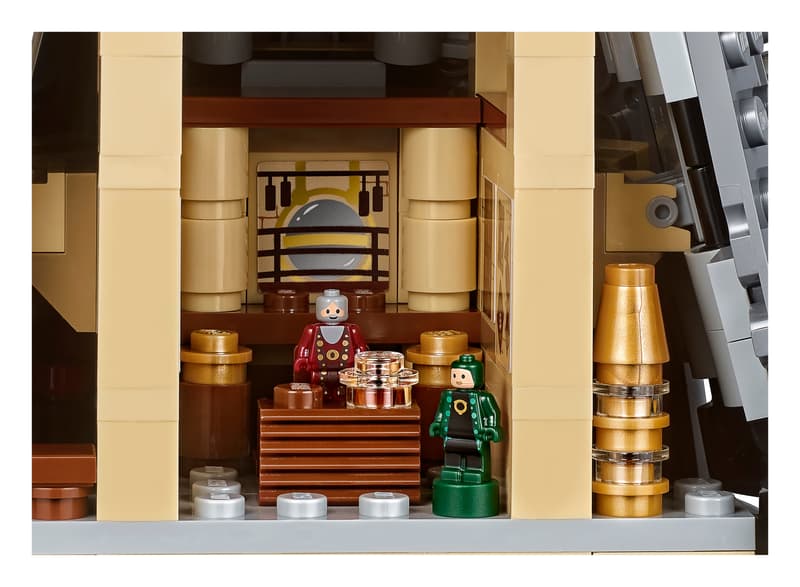 Wizarding School Castle - 71043