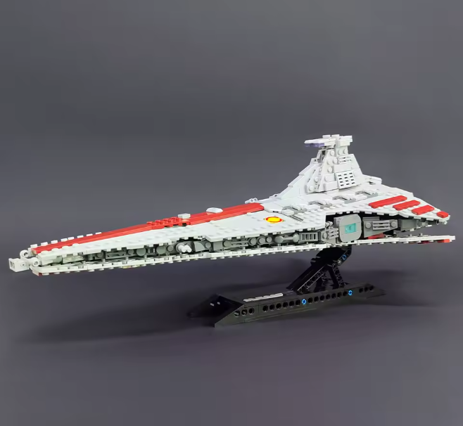 Attack Cruiser 10033