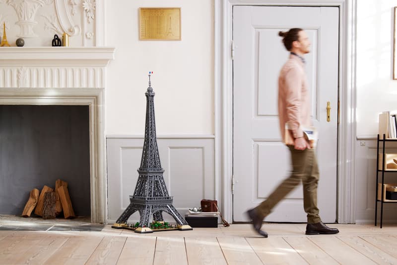 Paris Eiffel Tower Landmark - 10307