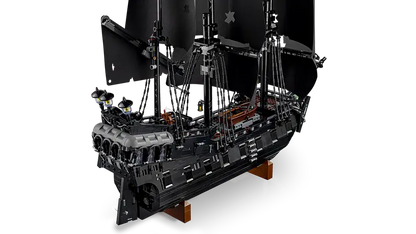 Legendary Pirate Galleon - 10365