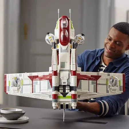 Galactic Republic Gunship - 75309
