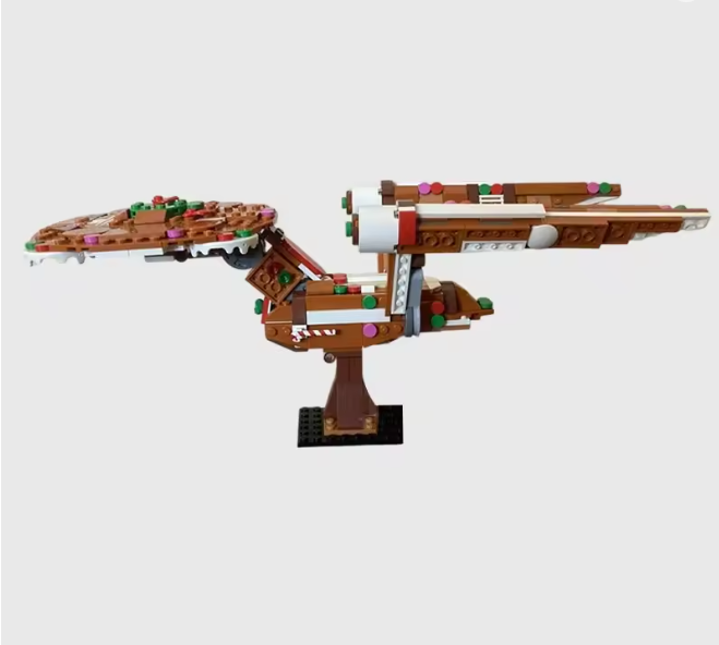 Gingerbread Ship 10014